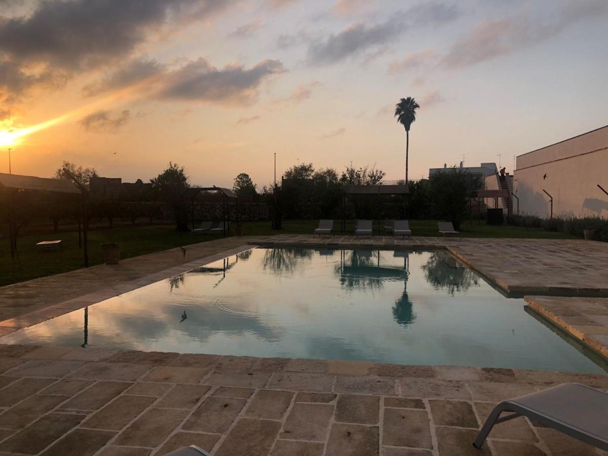 Masseria Rifisa Agriresort Caprarica di Lecce Екстериор снимка