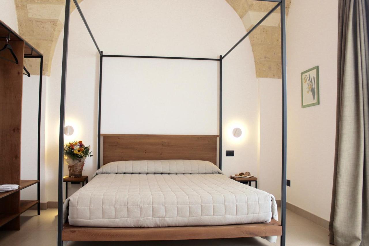 Masseria Rifisa Agriresort Caprarica di Lecce Екстериор снимка