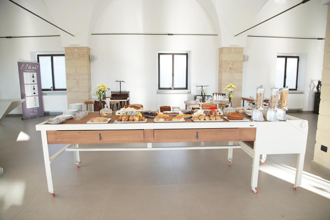 Masseria Rifisa Agriresort Caprarica di Lecce Екстериор снимка
